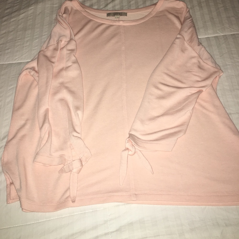 Bow Sleeved Loft Top